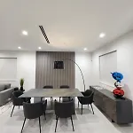 Coral Gabble Modern Mansion With Pool